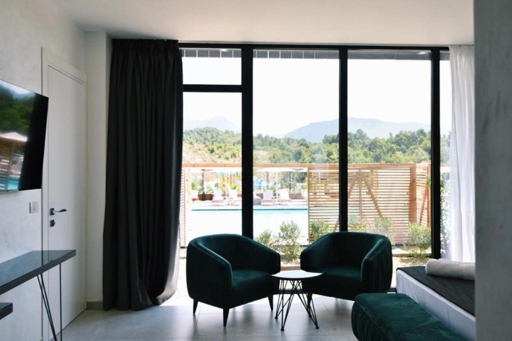 تيرانا Equos Resort Hotel المظهر الخارجي الصورة
