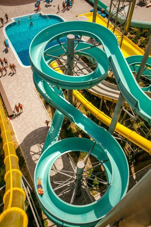 تيرانا Equos Resort Hotel المظهر الخارجي الصورة
